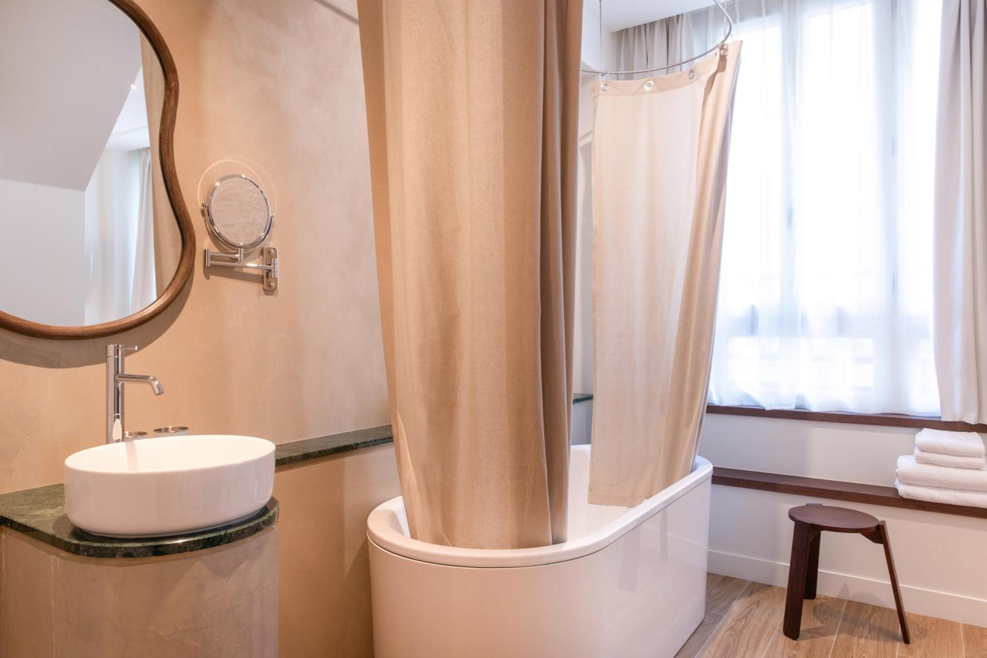Le Lampika Hotel París Habitación foto